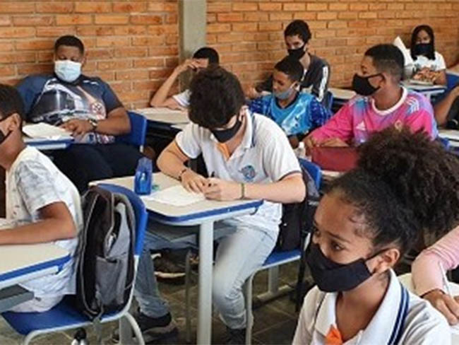 Escola Estadual Brasil Novo